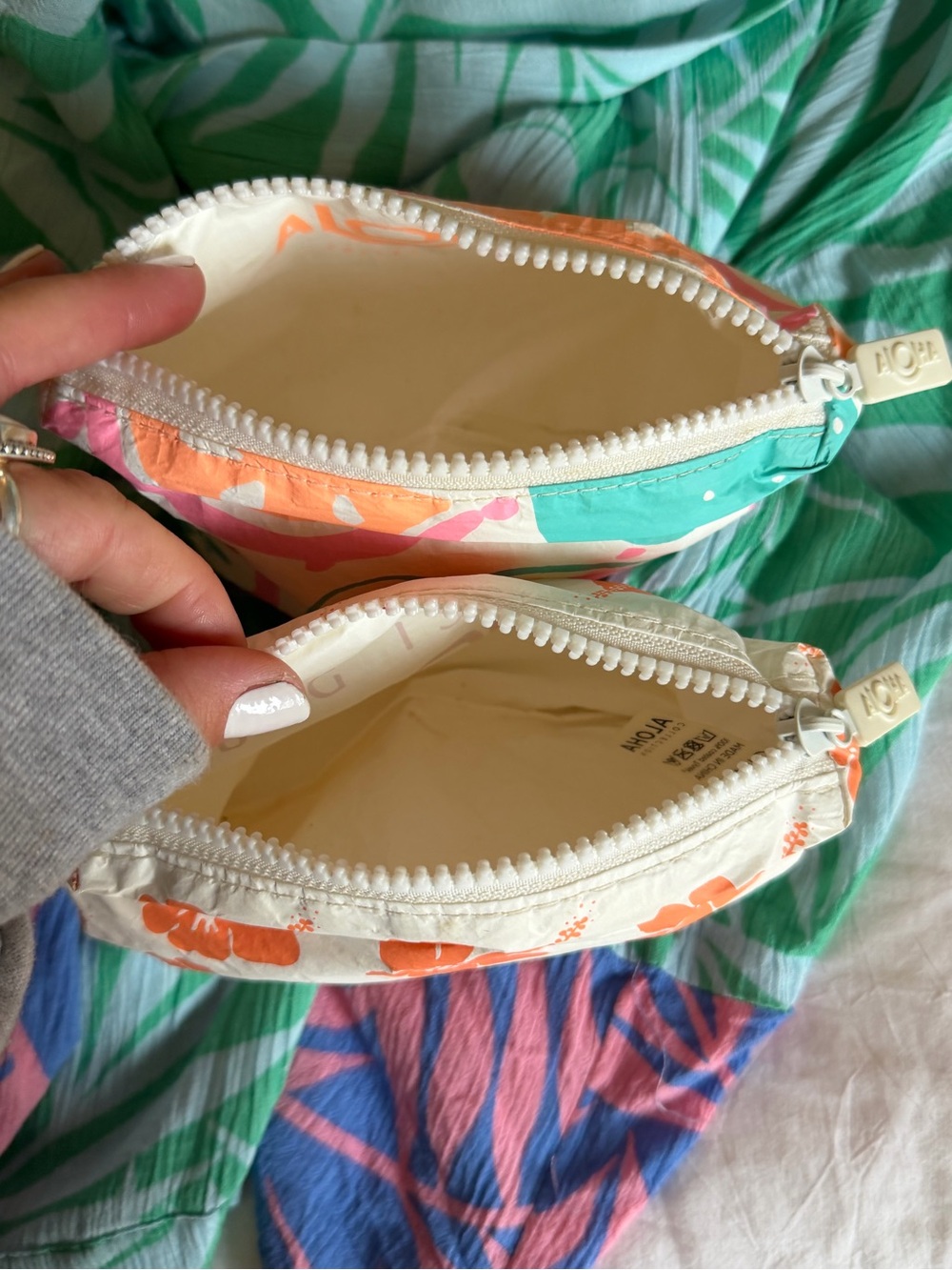 Mini Aloha Collection Pouch - Picture 3 of 3